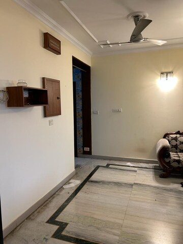 Parking in 2.5 BHK Apartment at Bhawani Apartments, Suncity – for Rent