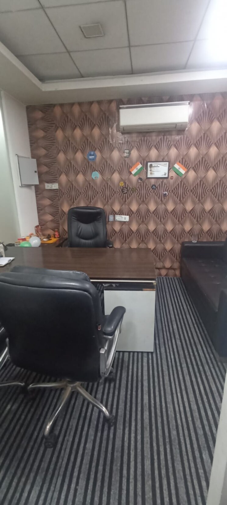 Kitchen, sector 63 Commercial Office Space 1200 Sq.Ft. In Sector 63 Noida 9118844