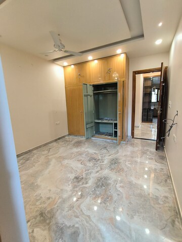 Room in 2 BHK Independent House at RWA Apartments Sector 108, Sector 108 – for Rent