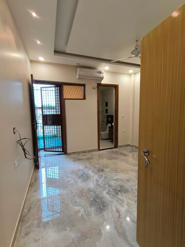 Room in 2 BHK Independent House at RWA Apartments Sector 108, Sector 108 – for Rent