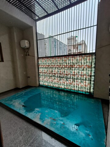 Room in 2 BHK Independent House at RWA Apartments Sector 108, Sector 108 – for Rent