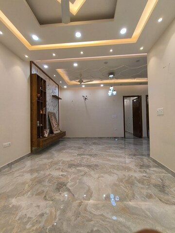 2 BHK Independent House For Rent in RWA Apartments Sector 108, Sector 108