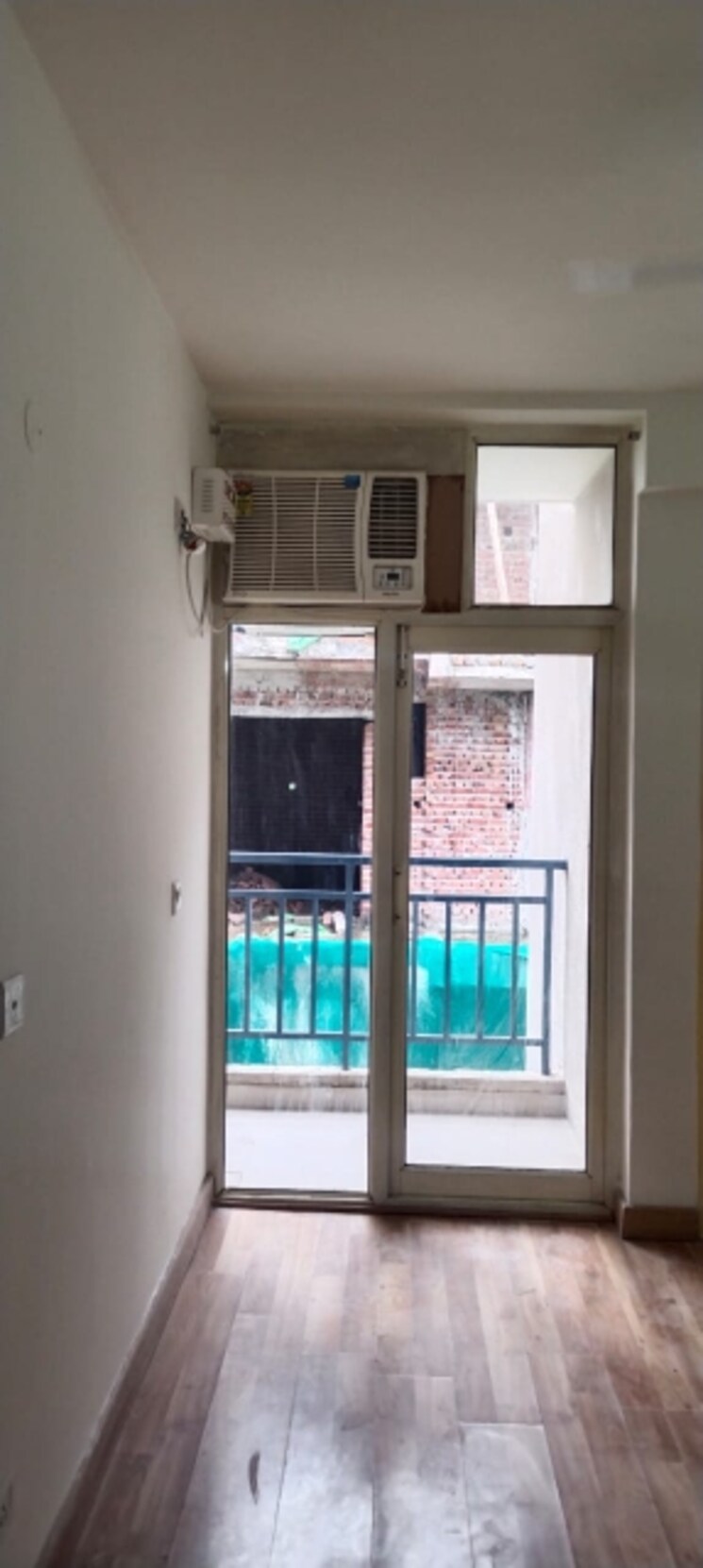 Room, sector 89 4 Bedroom 350 Sq.Yd. Builder Floor In Sector 89 Faridabad 9118887