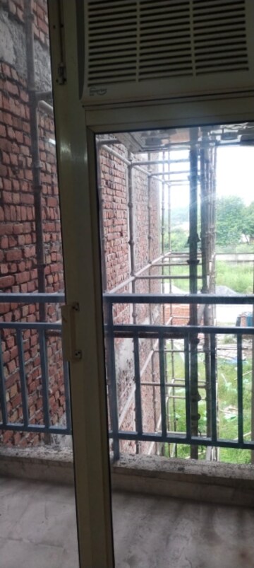 Balcony in 4 BHK Builder Floor at Sector 89 – for Rent