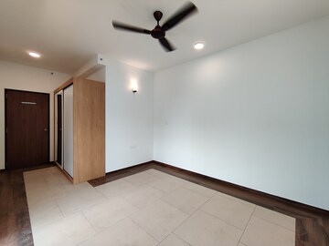 Room in 4 BHK Apartment at Sobha Windsor, Whitefield – for Rent