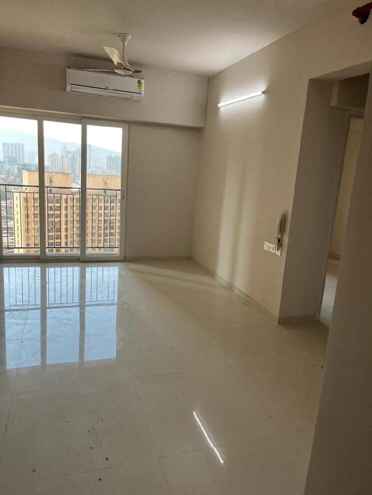 Room, rustomjee-azziano-wing-d 2 Bedroom 850 Sq.Ft. Apartment In Thane West Thane 9118930