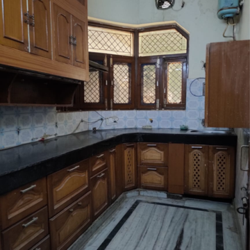 Kitchen in 2.5 BHK Villa at Sector 22b – for Rent