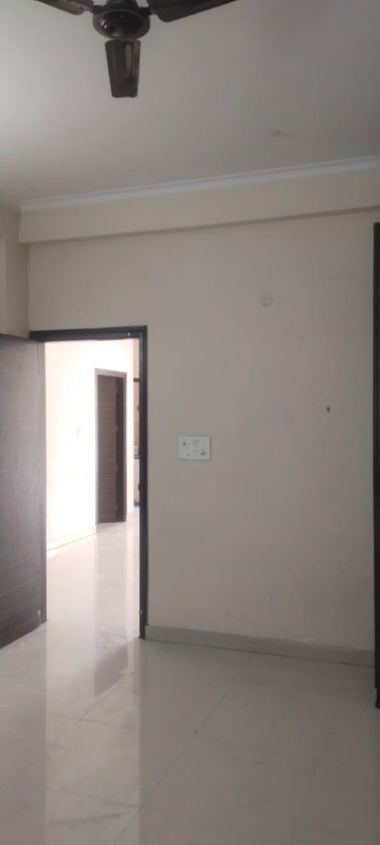 Room, sector 100 3 Bedroom 200 Sq.Mt. Independent House In Sector 100 Noida 9118950