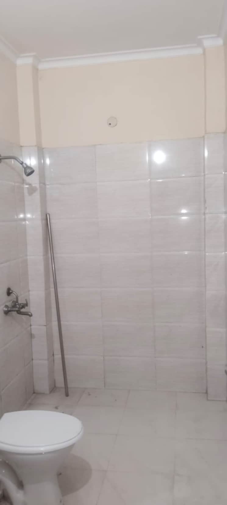 Bathroom, sector 100 3 Bedroom 200 Sq.Mt. Independent House In Sector 100 Noida 9118950
