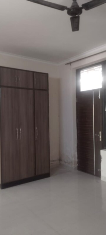 Building Lobby in 3 BHK Independent House at Sector 100 – for Rent