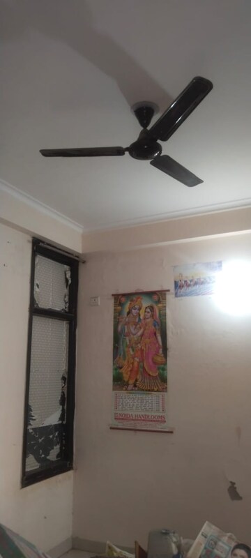 Furnished Amenities in 3 BHK Independent House at Sector 100 – for Rent
