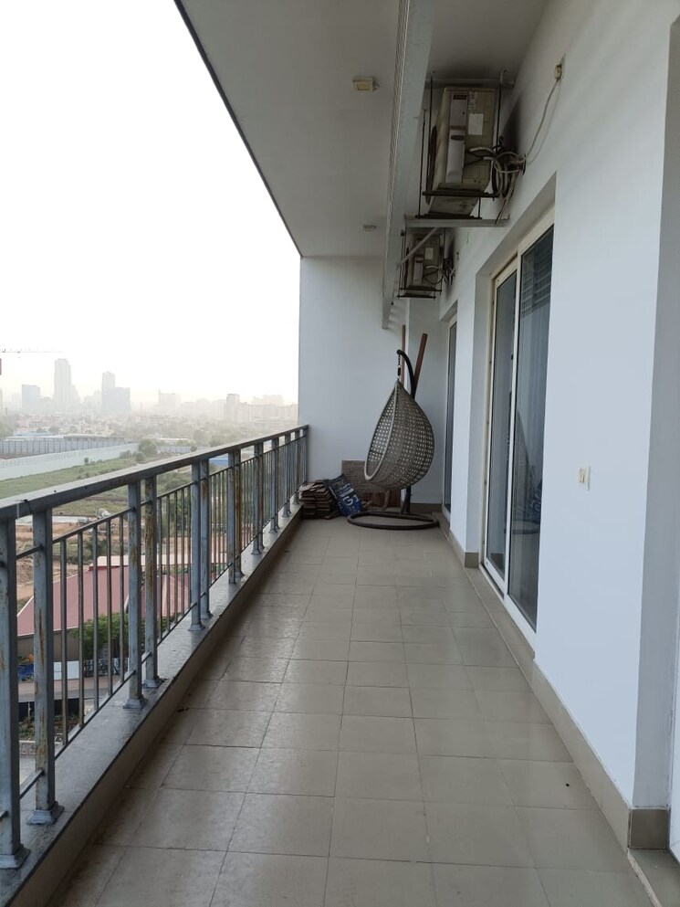 Balcony, baani-city-center 2 Bedroom 1200 Sq.Ft. Apartment In Sector 63 Gurgaon 9118952