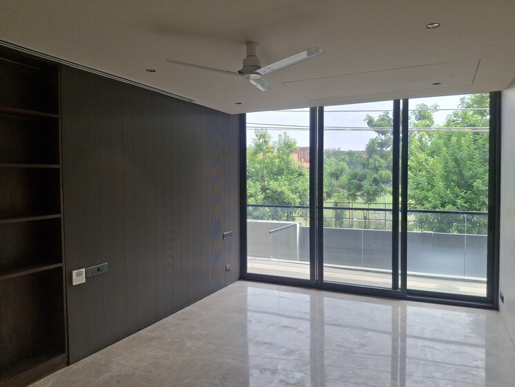 Room, sushant lok i 3 Bedroom 1935 Sq.Ft. Builder Floor In Sushant Lok I Gurgaon 9118729