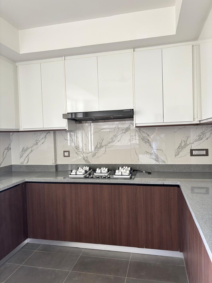 Kitchen, ireo-the-grand-arch 4 Bedroom 2857 Sq.Ft. Apartment In Sector 58 Gurgaon 9118994