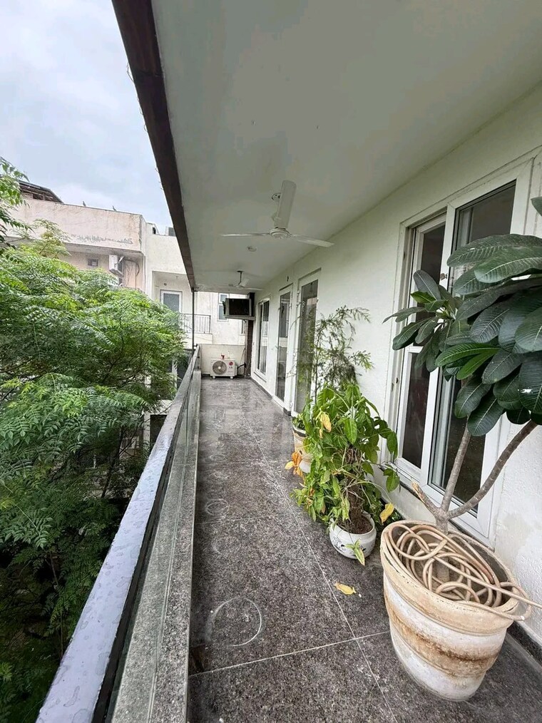 Balcony, tata-primanti-tower-residences 4 Bedroom 7000 Sq.Ft. Apartment In Sector 72 Gurgaon 9119014