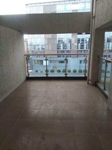 Room in 2 BHK Apartment at Siddhesh Optimus, Viman Nagar – for Rent