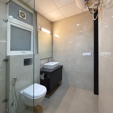 Bathroom in 2 BHK Builder Floor at Everest Apartments RWA, Govindpuri – for Rent