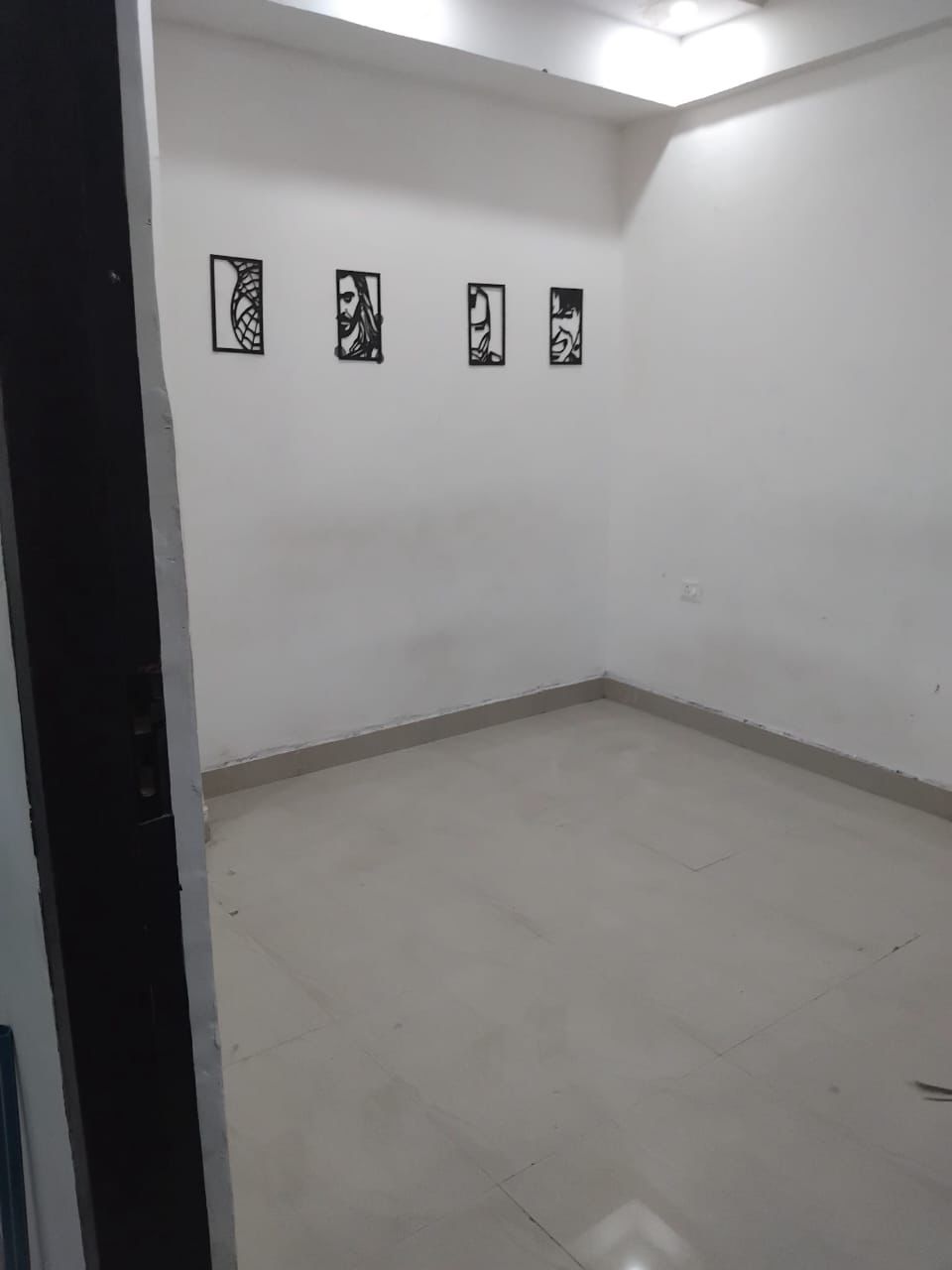 2 BHK + Pooja Room 1000 Sq.Ft. Builder Floor in Surya Homes Noida
