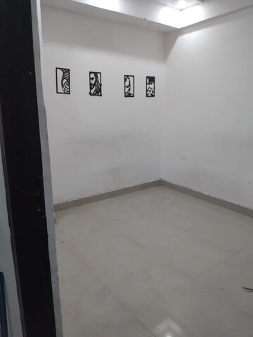 2 BHK Builder Floor For Sale in Surya Homes Noida, Sector 72