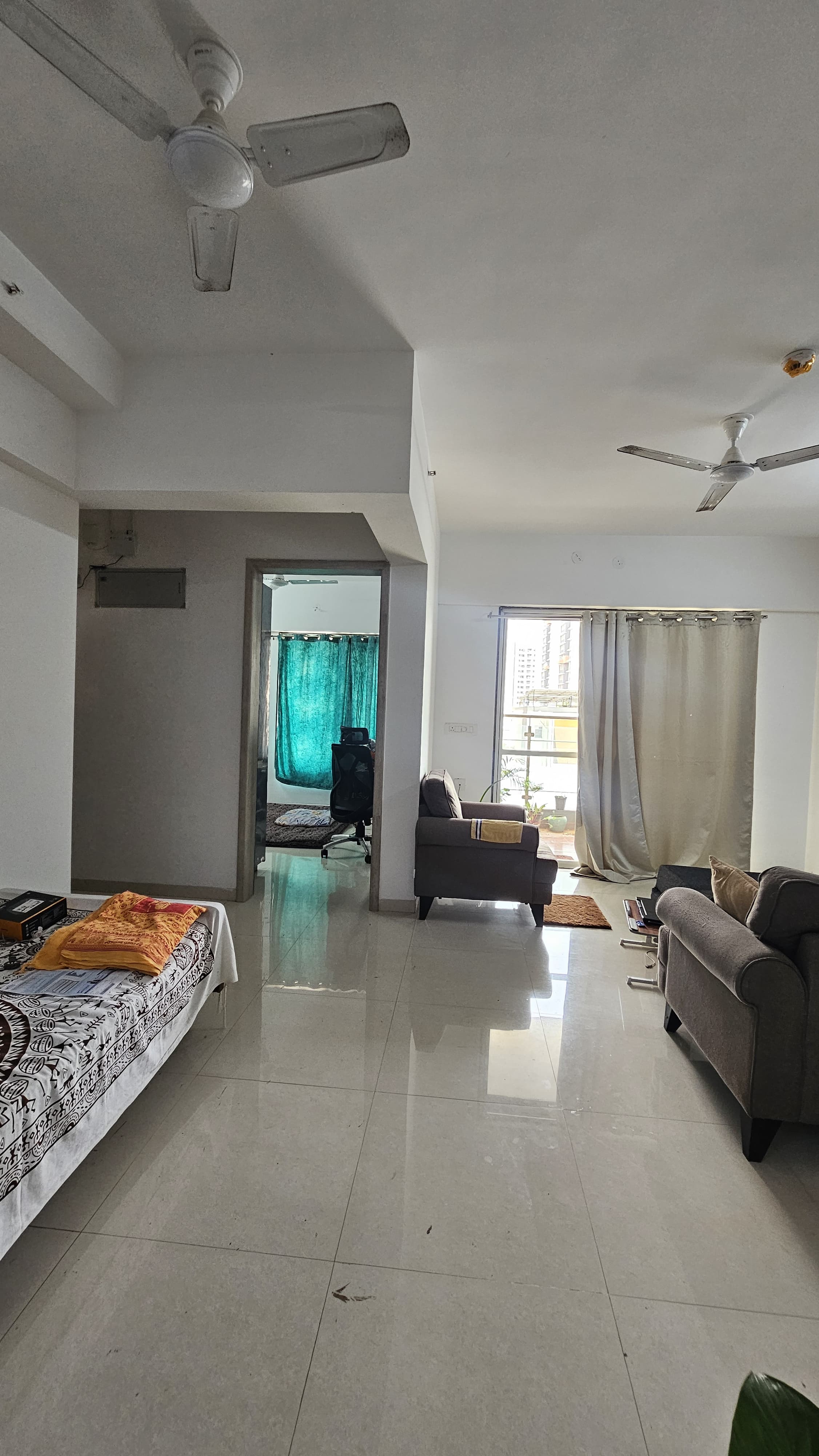 2 BHK + Pooja Room 700 Sq.Ft. Apartment in Venkatesh Graffiti