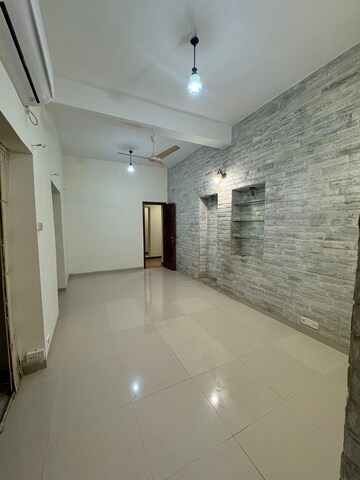 Building Lobby in 4 BHK Apartment at Tardeo – for Rent
