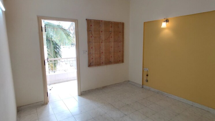 Room, mantri-residency 3 Bedroom 1755 Sq.Ft. Apartment In Gottigere Bangalore 9119061