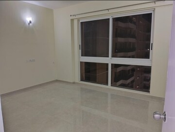 Room in 4 BHK Apartment at New Town Action Area ii – for Rent