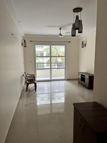 Room in 3 BHK Apartment at Prestige Notting Hill, Bannerghatta Road – for Rent