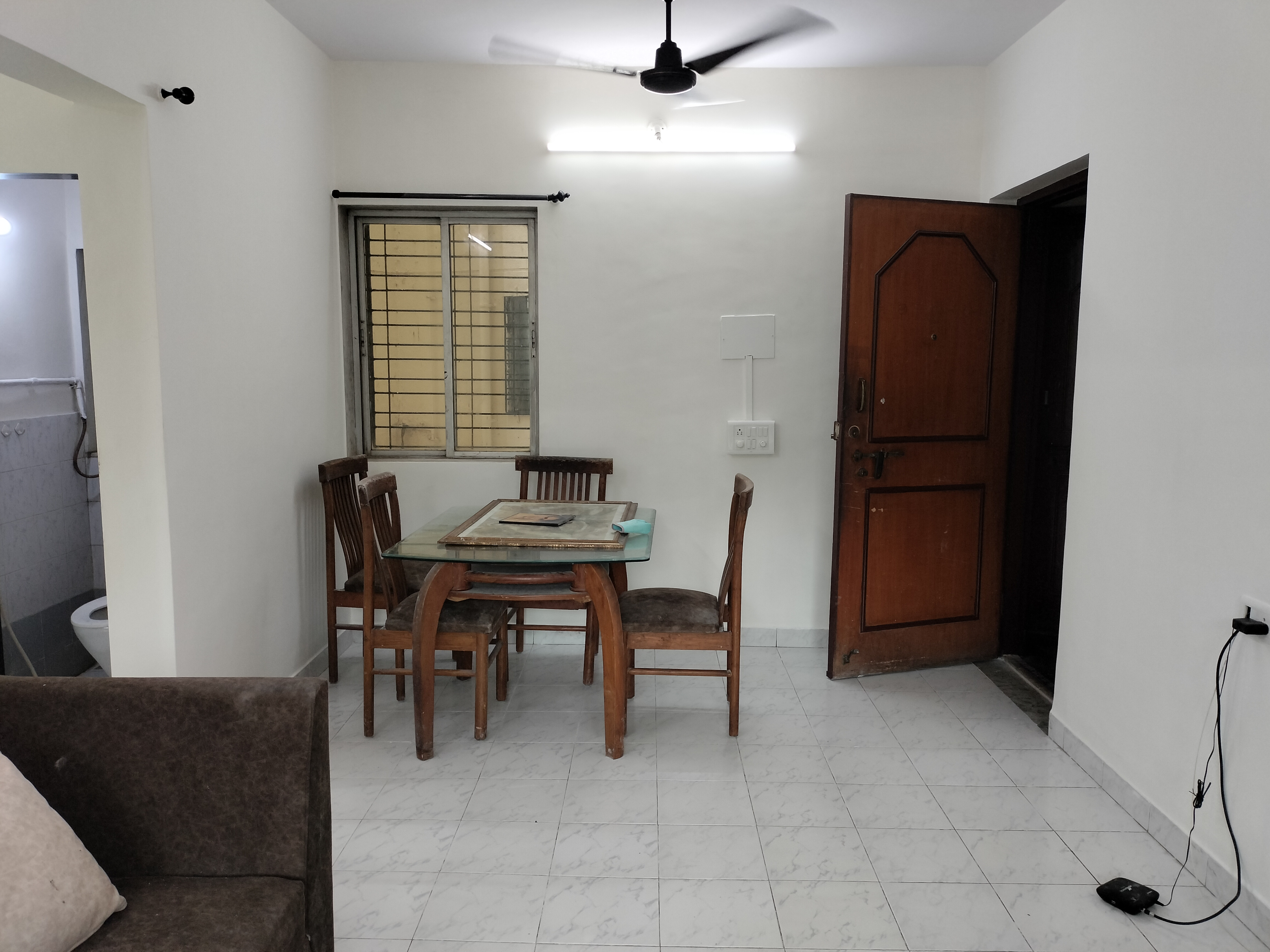 2 BHK Apartment For Rent in Vasant Leela Complex