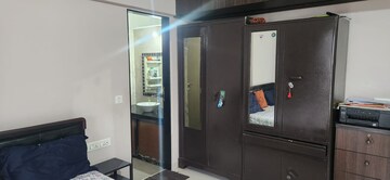 Room in 3 BHK Apartment at Shree Krishna Udaya Bhuvan, Chembur – for Rent
