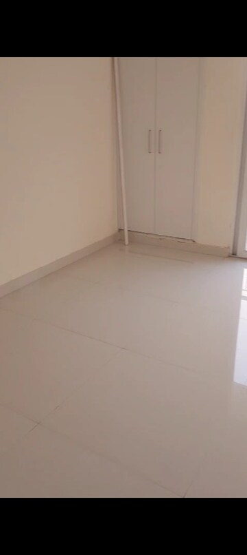 Room in 3 BHK Apartment at Vasu Fortune Residency Phase II, Raj Nagar Extension – for Rent