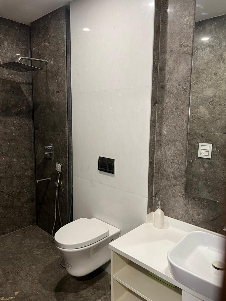 Bathroom, sector 150 5 Bedroom 5800 Sq.Ft. Penthouse In Sector 150 Noida 9119427