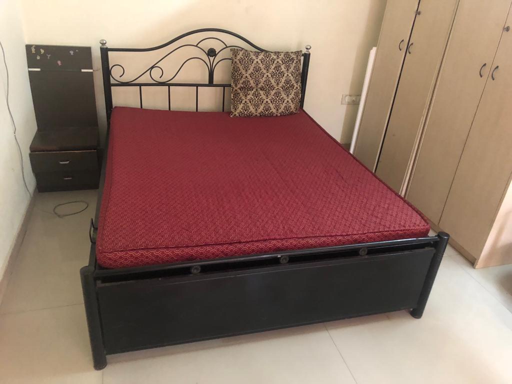 2 BHK Apartment For Sale in Mahakali Niwas