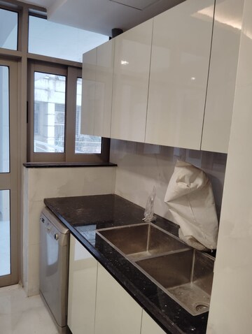 Kitchen in 4 BHK Apartment at Jaypee Imperial Court, Sector 128 – for Rent