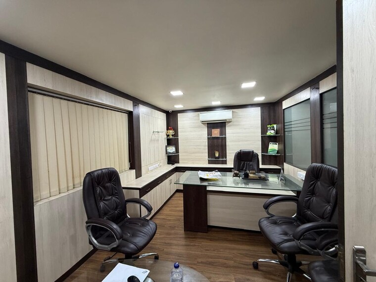 Gym, camac street Commercial Office Space 1195 Sq.Ft. In Camac Street Kolkata 9119479