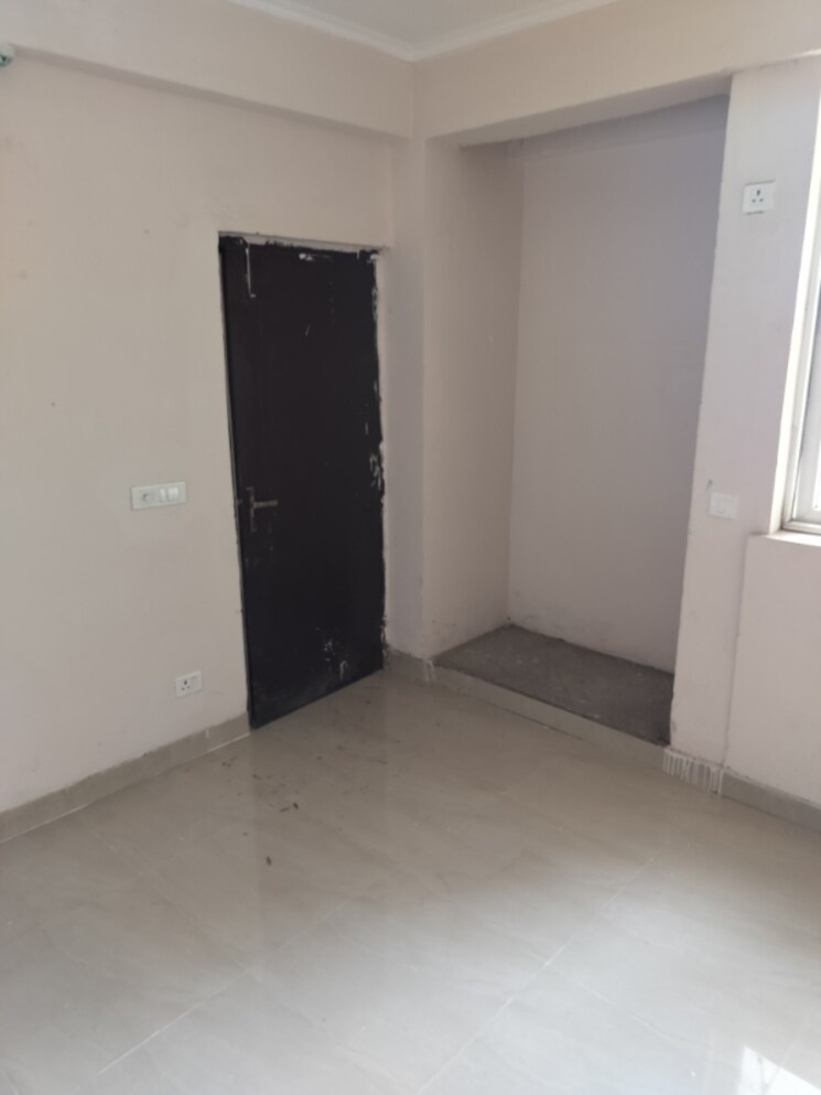 Room, amrapali-golf-homes 2 Bedroom 835 Sq.Ft. Apartment In Sector 4 Greater Noida Greater Noida 9119515