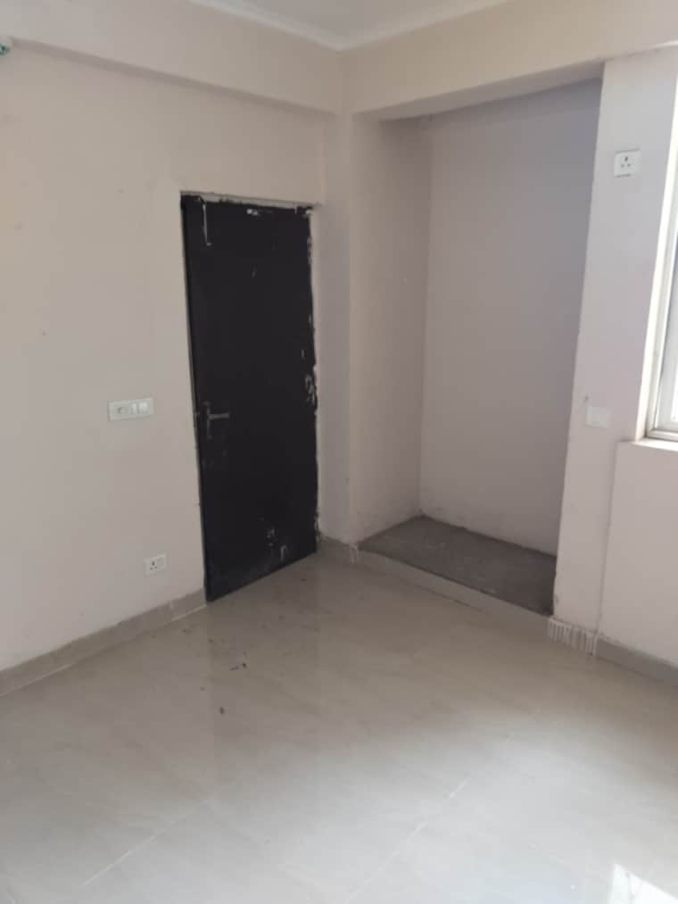 Room, amrapali-golf-homes 2 Bedroom 835 Sq.Ft. Apartment In Sector 4 Greater Noida Greater Noida 9119515