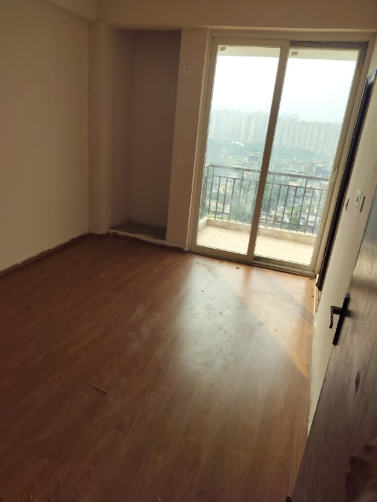 Master Bedroom, amrapali-golf-homes 2 Bedroom 835 Sq.Ft. Apartment In Sector 4 Greater Noida Greater Noida 9119515