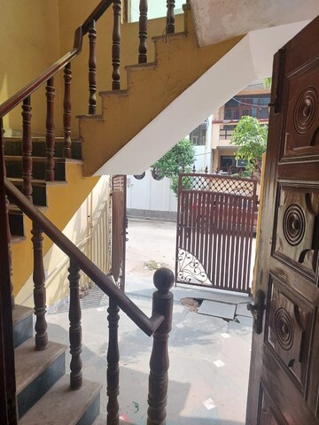 Balcony in 4 BHK Villa at Arun Vihar, Sector 29 – for Sale