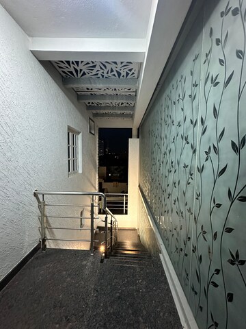 Building Lobby in 6+ BHK Independent House at Jp Nagar Phase 7 – for Sale