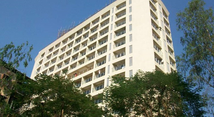 2 BHK 700 Sq.Ft. Apartment in Prakriti Towers