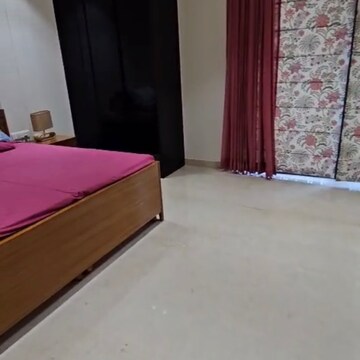 Bedroom in 2 BHK Apartment at M3M Escala, Sector 70a – for Rent