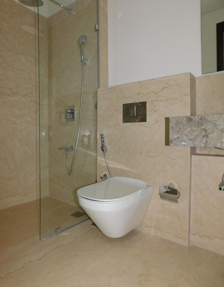 Bathroom, piramal-mahalaxmi 3 Bedroom 1351 Sq.Ft. Apartment In Mahalaxmi Mumbai 9119545