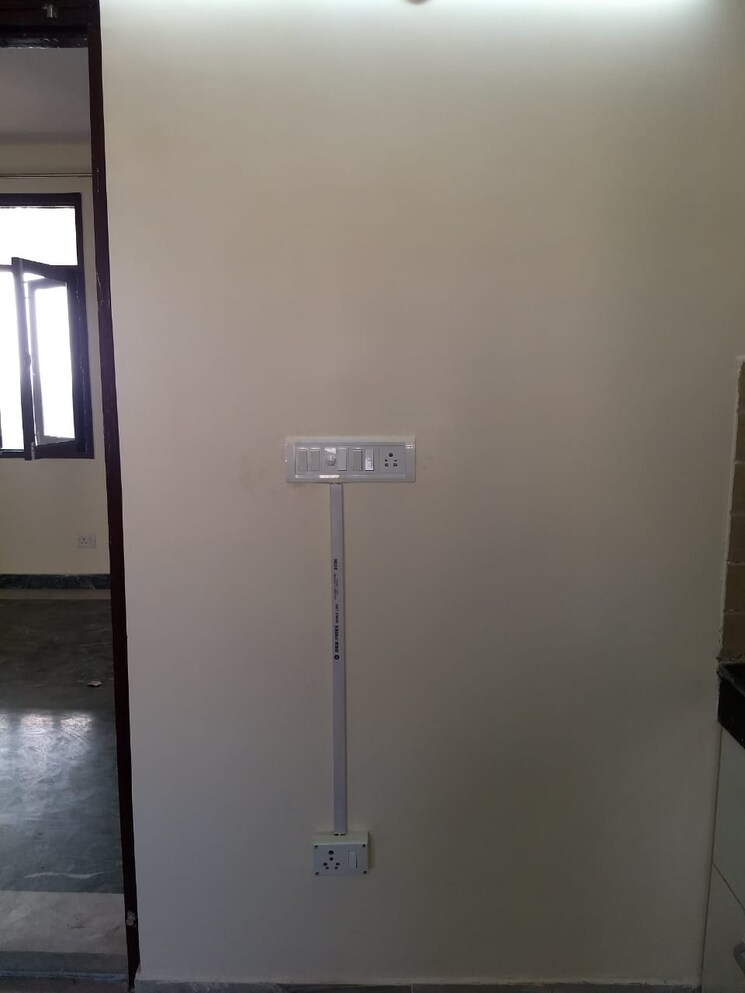 Other, palam 3 Bedroom 1550 Sq.Ft. Apartment In Palam Delhi 9119570