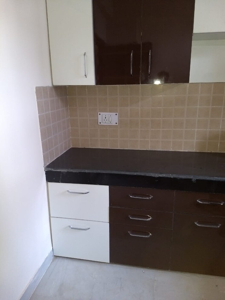 Kitchen, palam 3 Bedroom 1550 Sq.Ft. Apartment In Palam Delhi 9119570