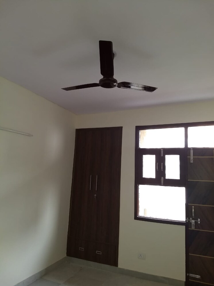 Other, palam 3 Bedroom 1550 Sq.Ft. Apartment In Palam Delhi 9119570