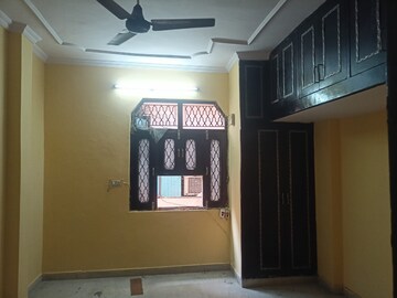 Living Room in 1 BHK Builder Floor at Rohini Sector 16 – for Rent