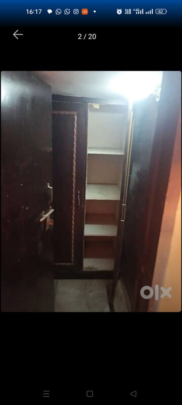 Bathroom in 1 BHK Builder Floor at Rohini Sector 16 – for Rent