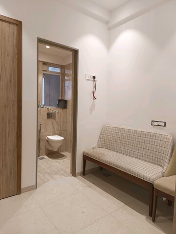 Room in 3 BHK Apartment at Raheja Imperia, Worli – for Sale