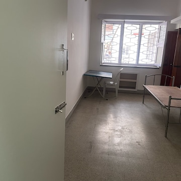 Room in 2 BHK Independent House at Shanthi Nagar – for Rent